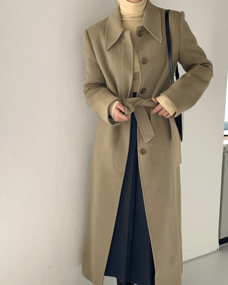 Slim handmade coat